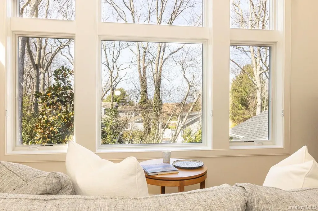 8 Waterview Lane Setauket NY 11733