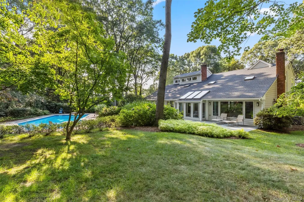 8 Waterview Lane Setauket NY 11733