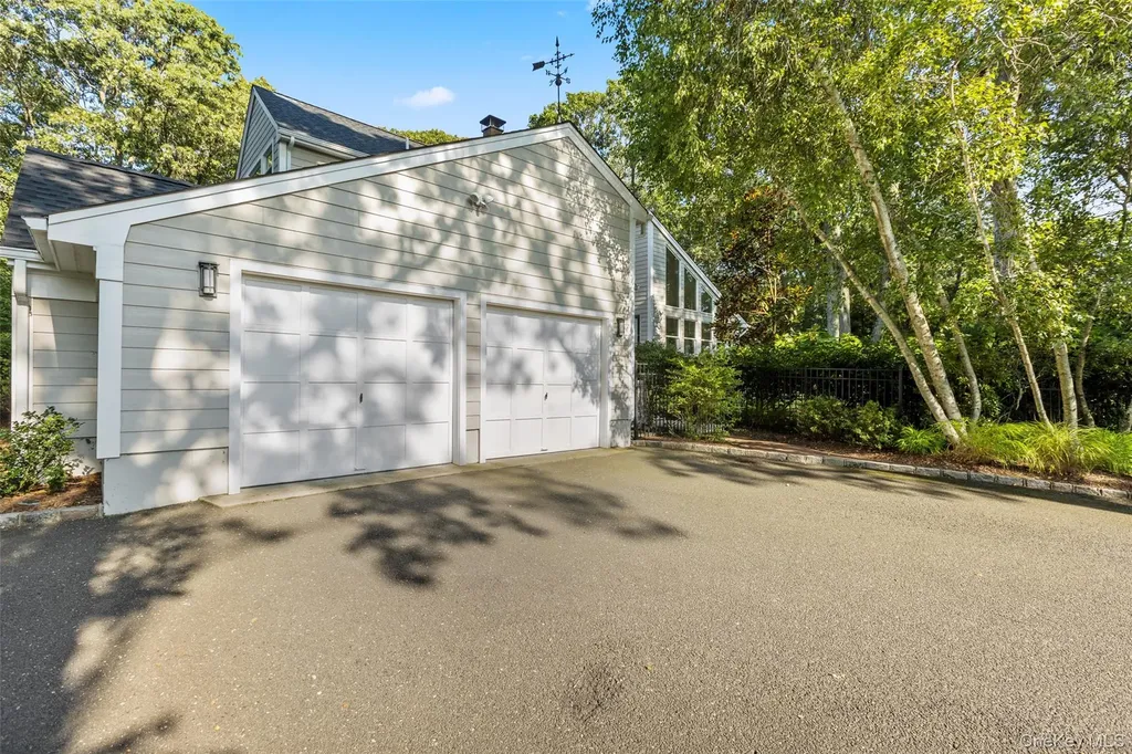 8 Waterview Lane Setauket NY 11733