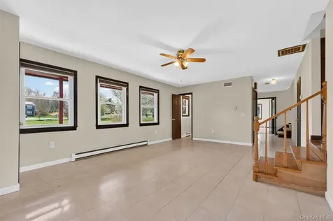 18 Stephen Drive Hopewell Junction NY 12533