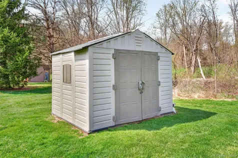 18 Stephen Drive Hopewell Junction NY 12533