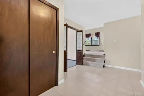 18 Stephen Drive Hopewell Junction NY 12533