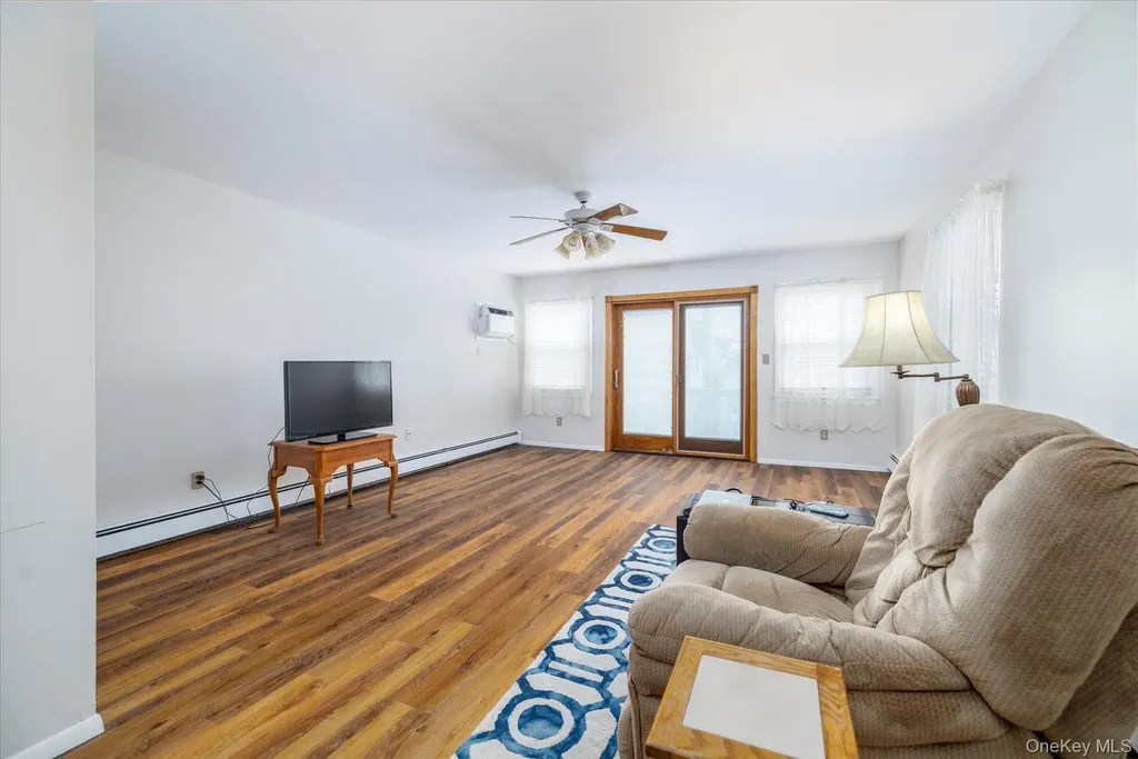 95 Ohio Avenue Long Beach NY 11561