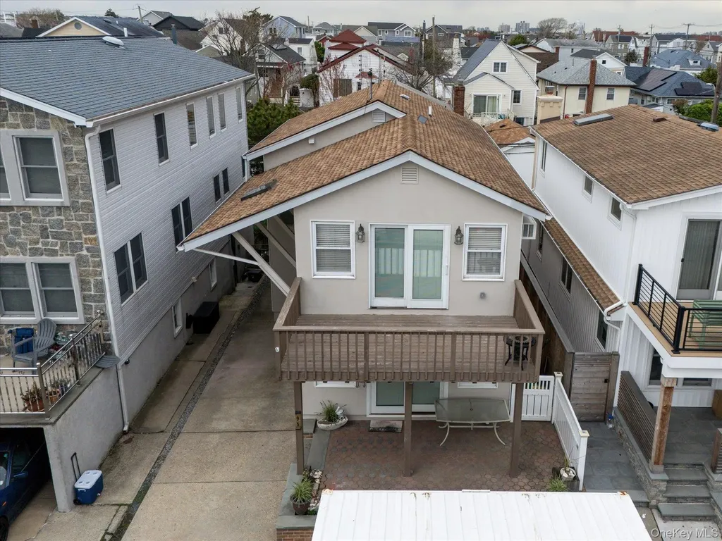 95 Ohio Avenue Long Beach NY 11561