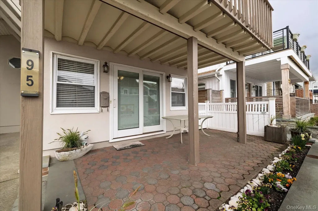 95 Ohio Avenue Long Beach NY 11561