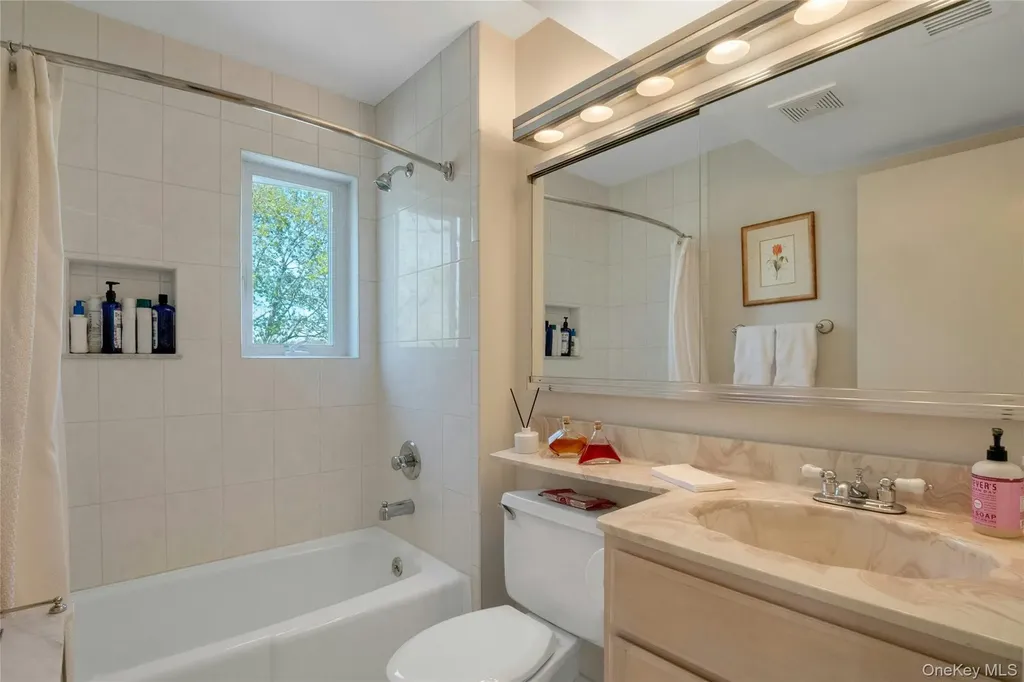 208 Harris Road Bedford Hills NY 10507