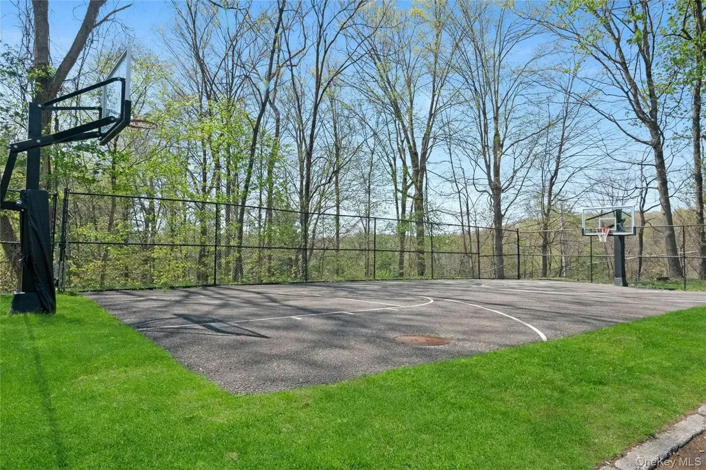 208 Harris Road Bedford Hills NY 10507