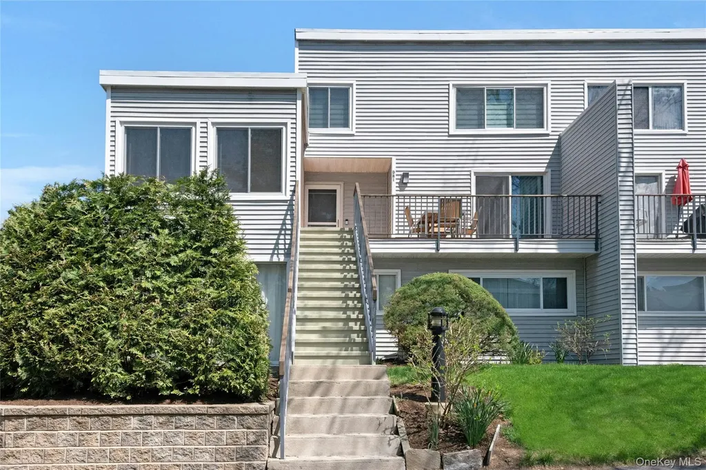 208 Harris Road Bedford Hills NY 10507