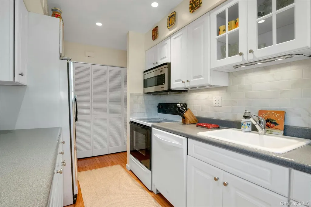 208 Harris Road Bedford Hills NY 10507