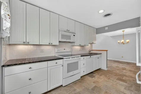 115 Fields Lane Peekskill NY 10566