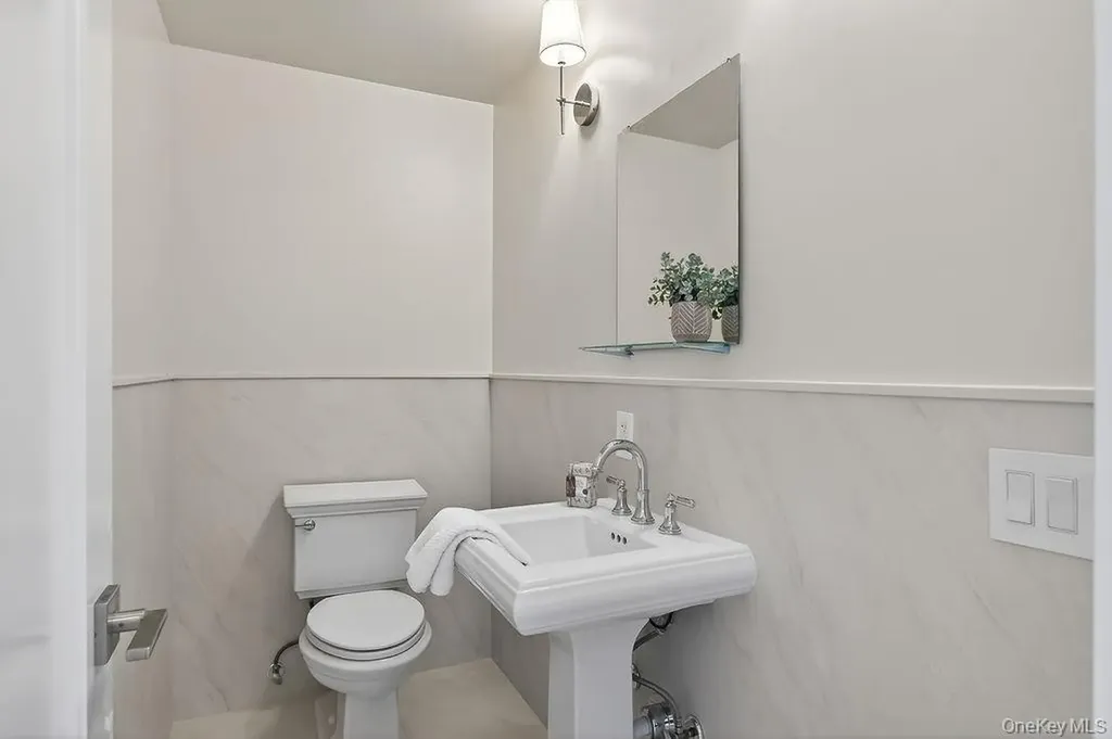 22 Oxford Road Hastings-on-hudson NY 10706