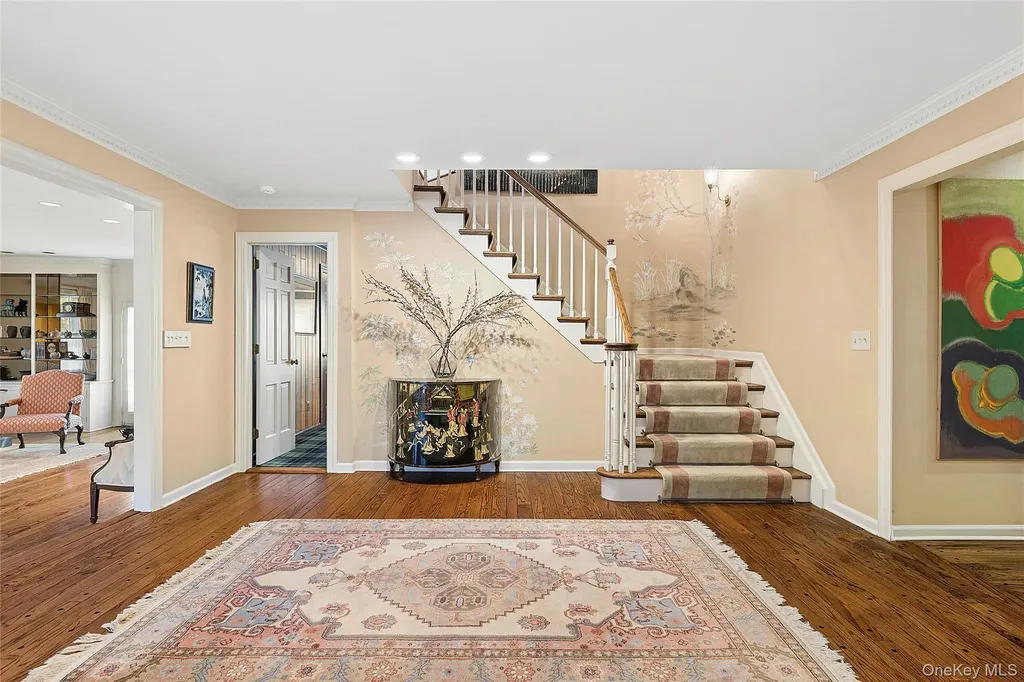 45 Southeast Road Sands Point NY 11050