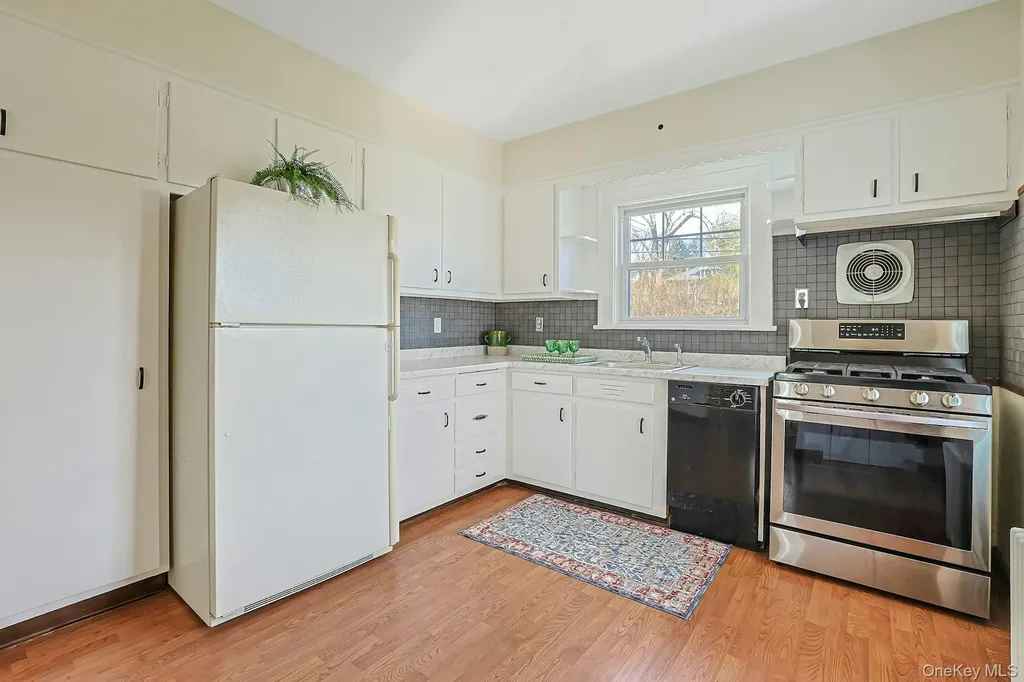 13 Maple Avenue West Nyack NY 10994