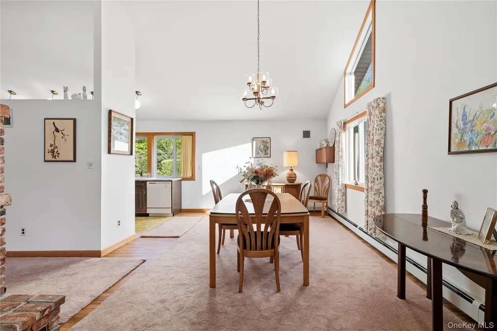 334 Edgewood Avenue Smithtown NY 11787