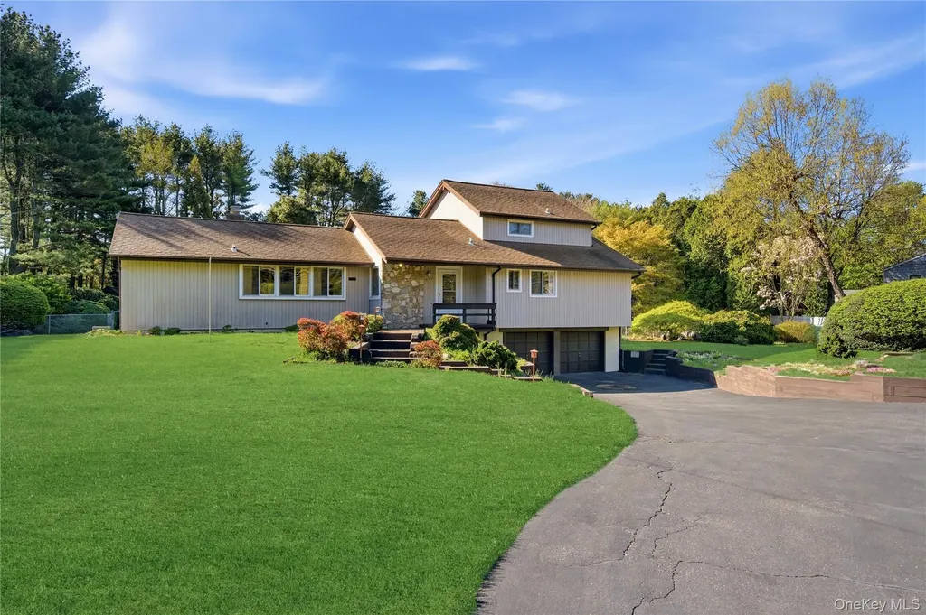 334 Edgewood Avenue Smithtown NY 11787