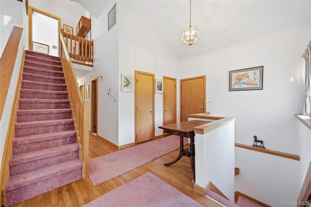 334 Edgewood Avenue Smithtown NY 11787