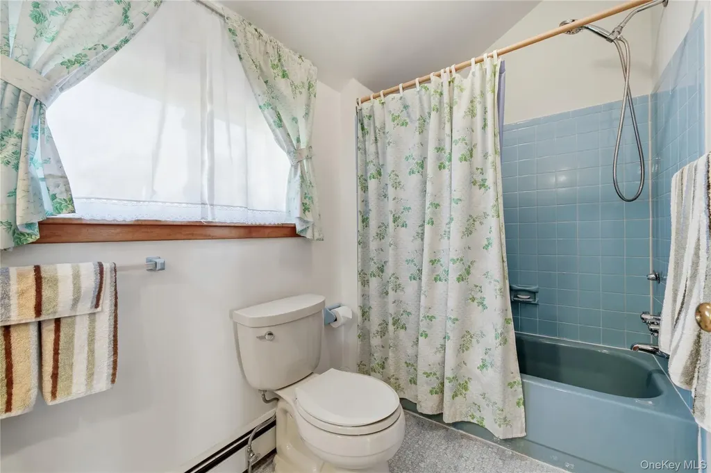 334 Edgewood Avenue Smithtown NY 11787