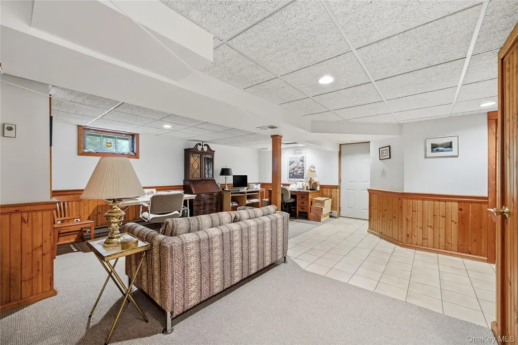 334 Edgewood Avenue Smithtown NY 11787