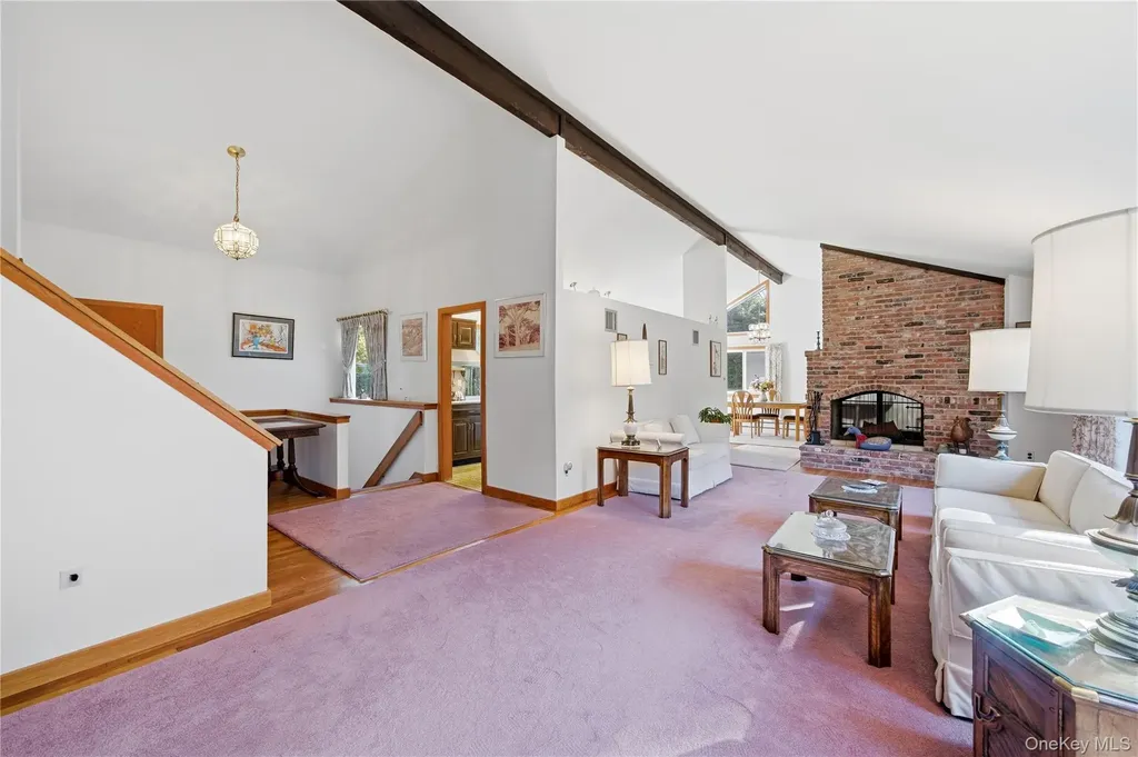 334 Edgewood Avenue Smithtown NY 11787