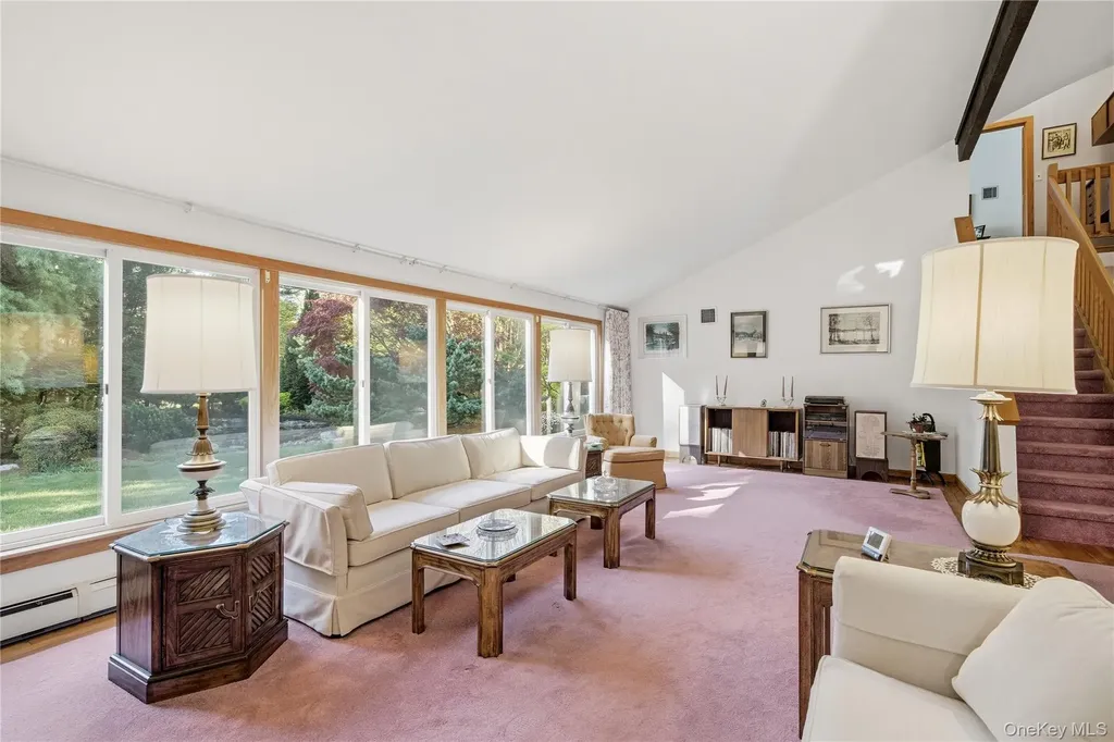 334 Edgewood Avenue Smithtown NY 11787