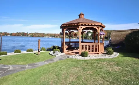 44 Lake Shore Drive S Rock Hill NY 12775