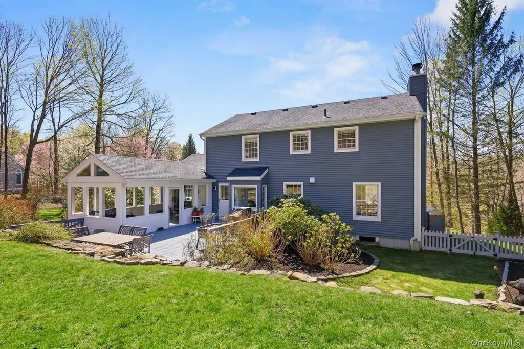 5 Indian Hill Road Brewster NY 10509
