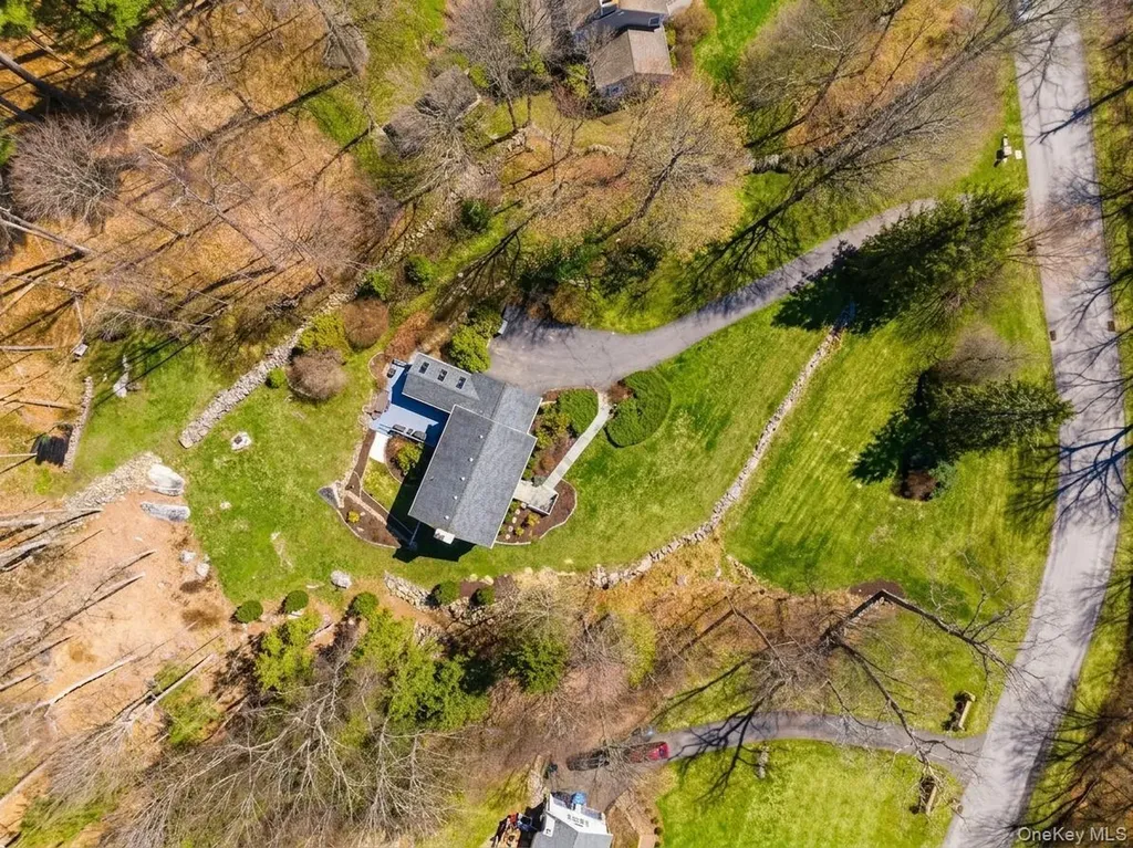 5 Indian Hill Road Brewster NY 10509