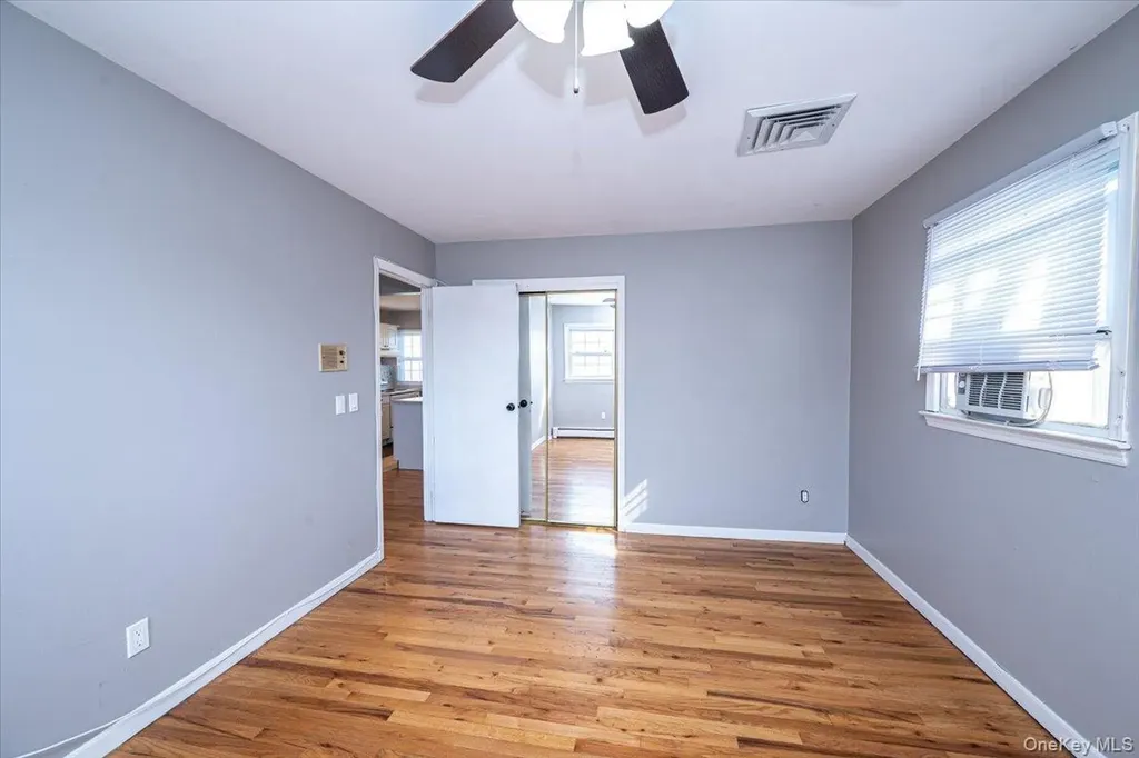 22 Oak Lane Blue Point NY 11715