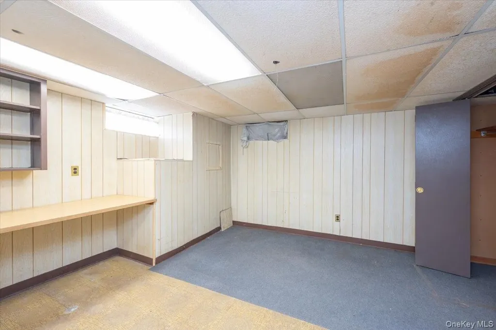 22 Oak Lane Blue Point NY 11715