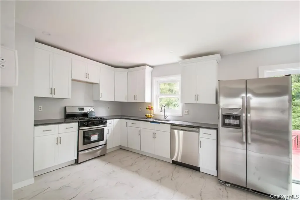 29 Robert Drive Warwick NY 10990