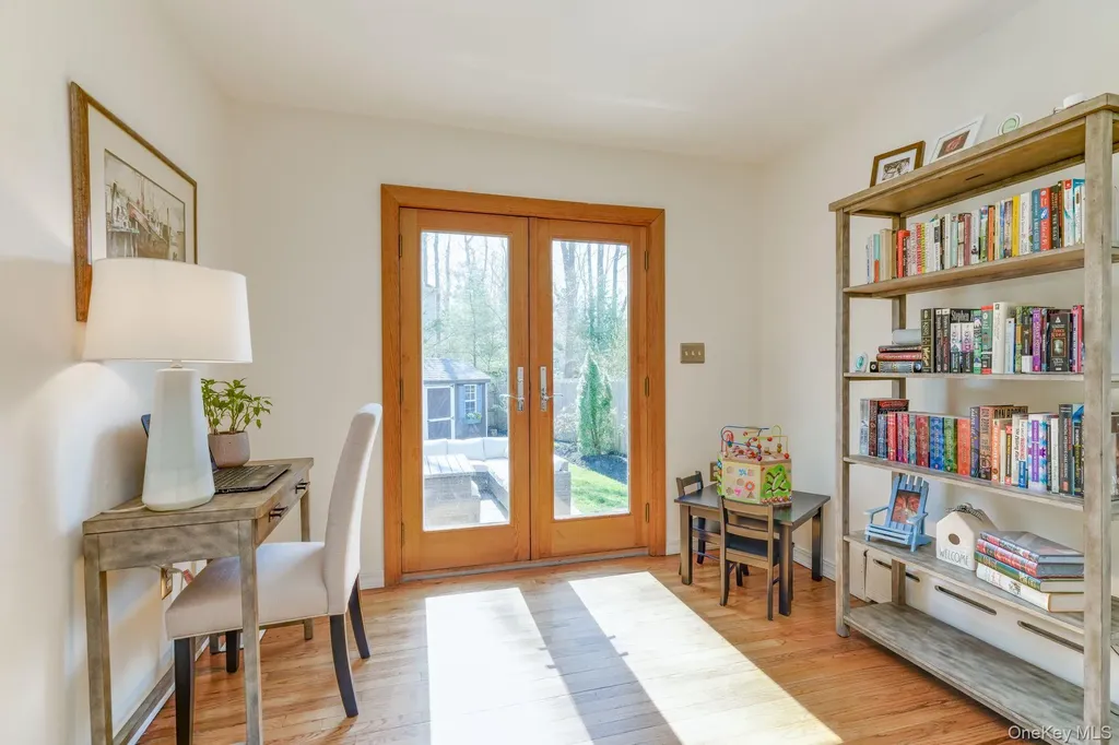 3 Triangle Drive Setauket NY 11733