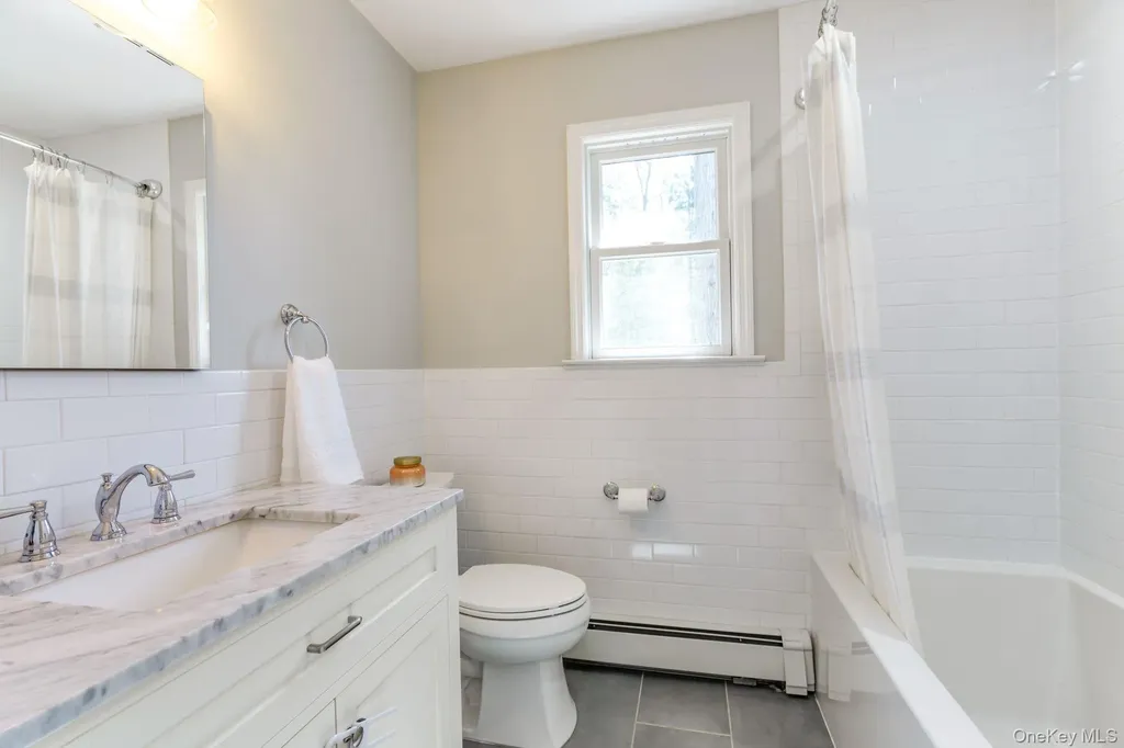 3 Triangle Drive Setauket NY 11733