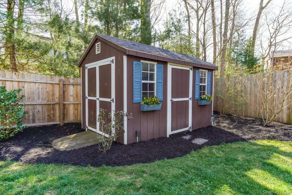 3 Triangle Drive Setauket NY 11733