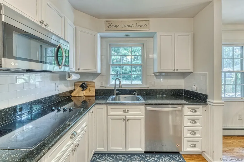 3 Triangle Drive Setauket NY 11733