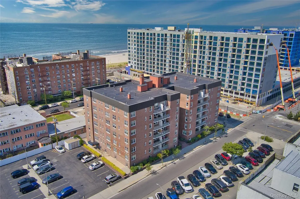 210 E Broadway Long Beach NY 11561