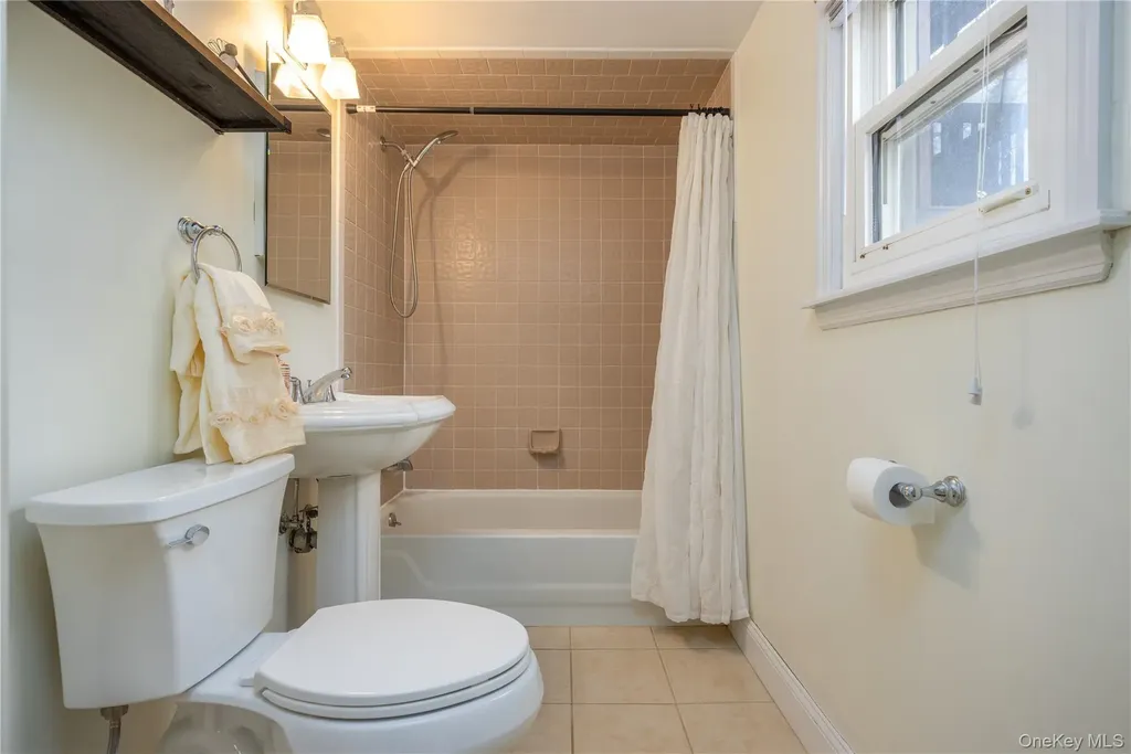 2 Emily Lane Stony Point NY 10980