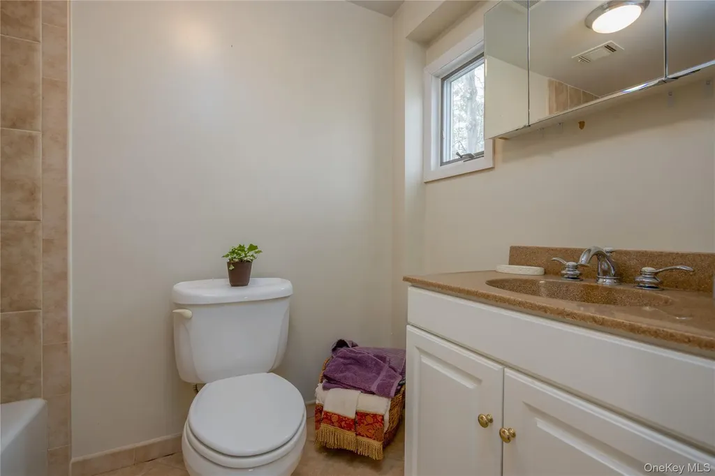 2 Emily Lane Stony Point NY 10980
