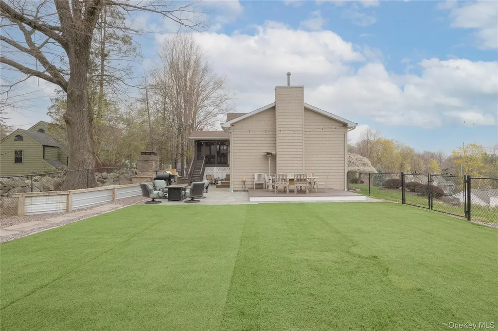 2 Emily Lane Stony Point NY 10980