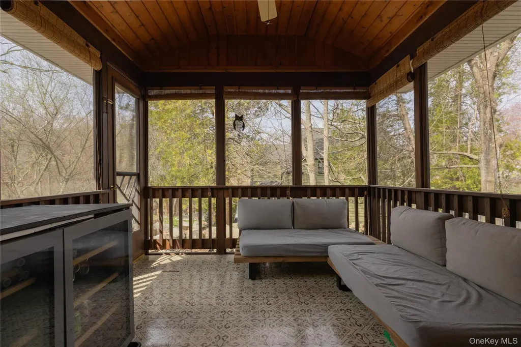 2 Emily Lane Stony Point NY 10980
