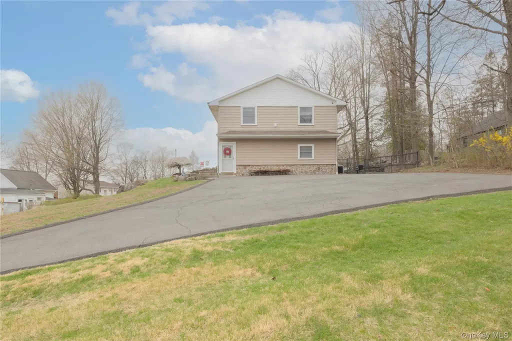 2 Emily Lane Stony Point NY 10980