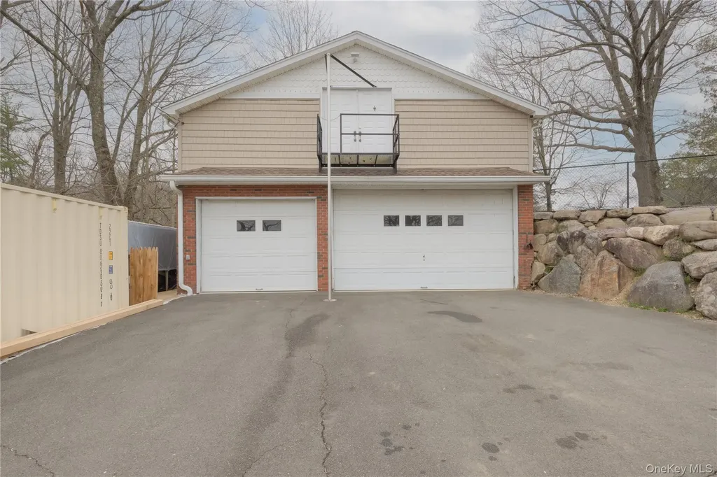 2 Emily Lane Stony Point NY 10980