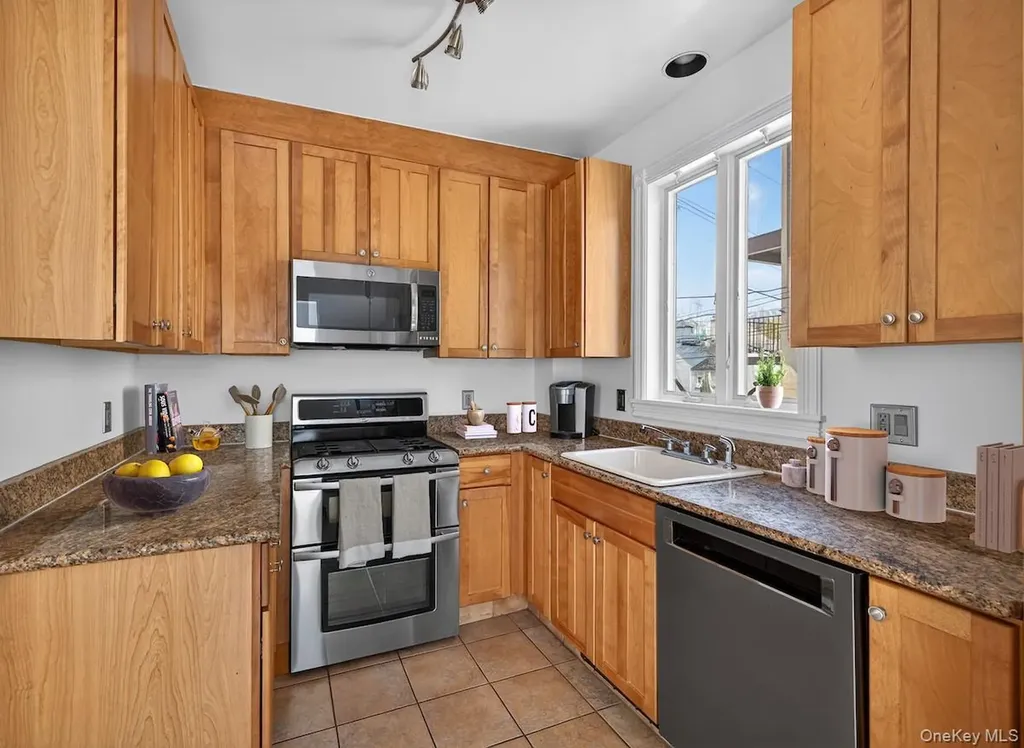 64 Maple Street Dobbs Ferry NY 10522