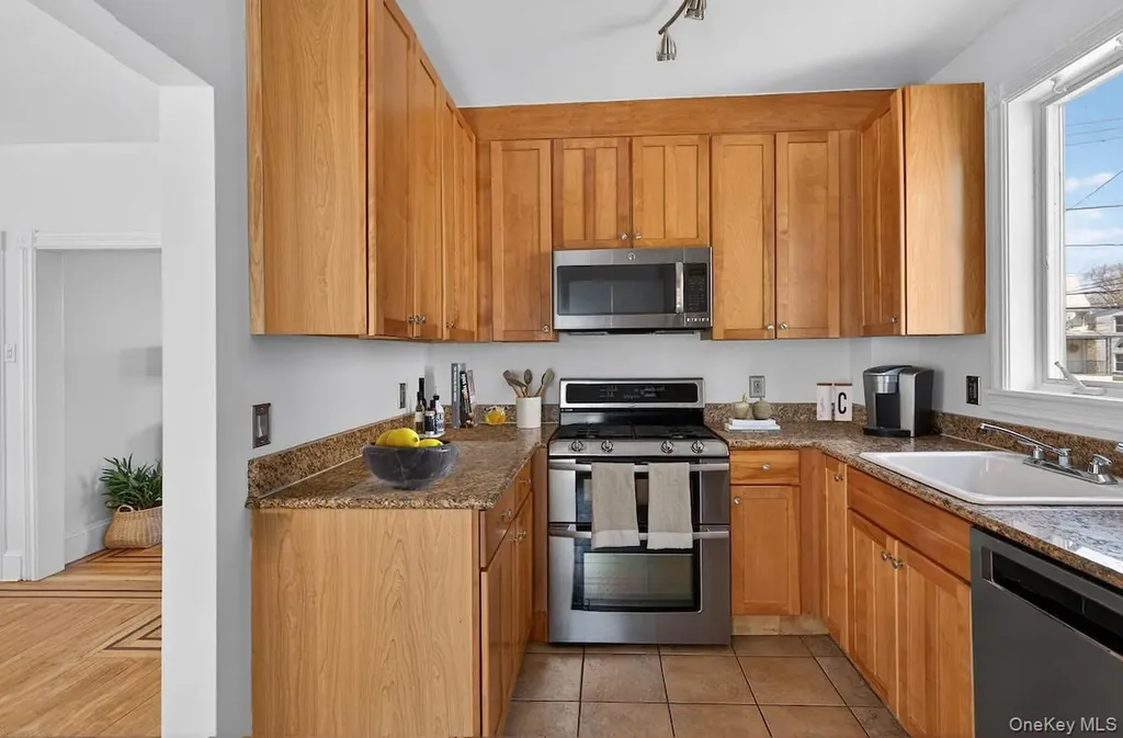 64 Maple Street Dobbs Ferry NY 10522