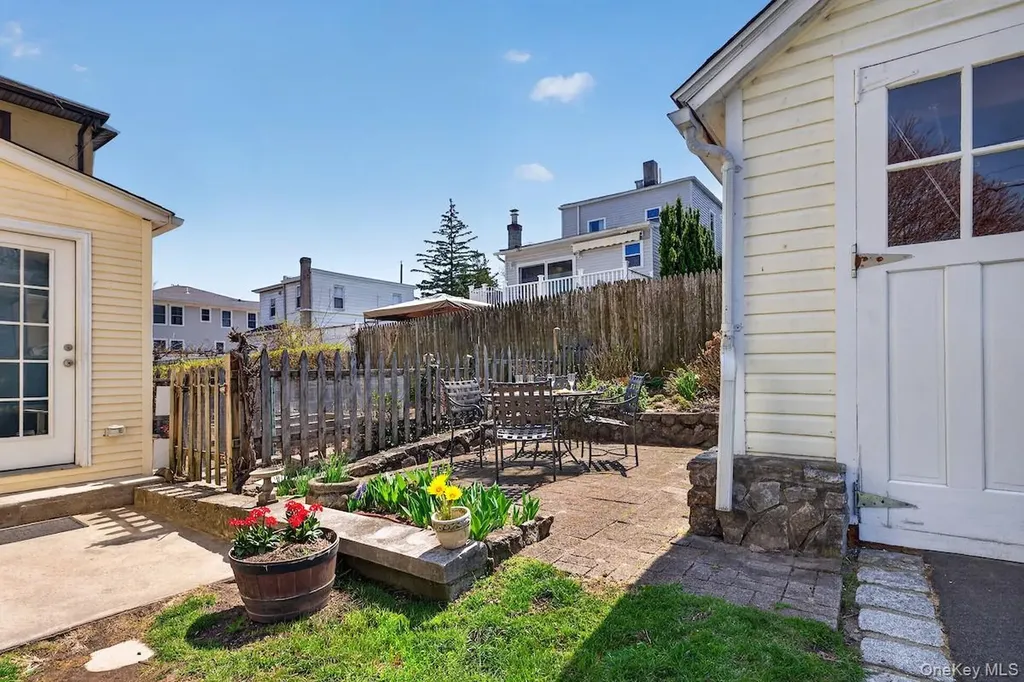 64 Maple Street Dobbs Ferry NY 10522