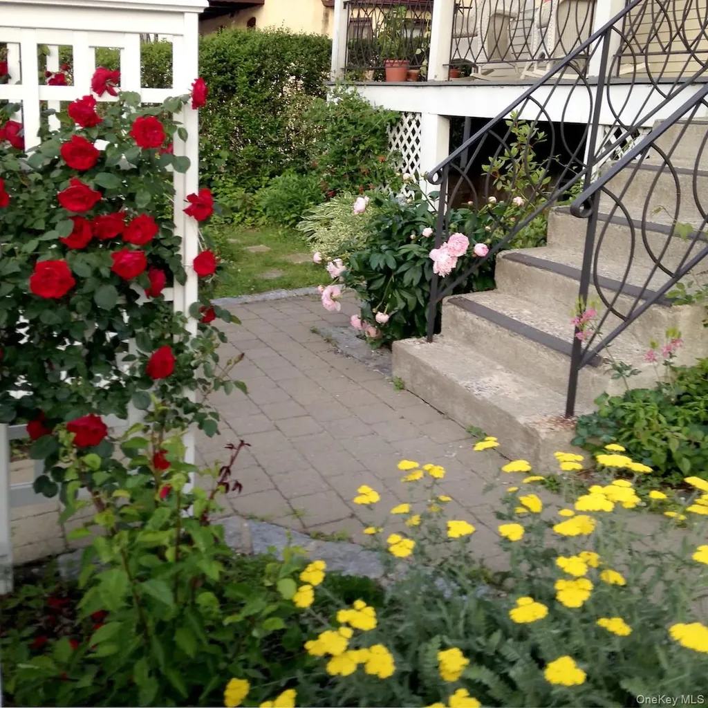 64 Maple Street Dobbs Ferry NY 10522