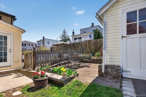 64 Maple Street Dobbs Ferry NY 10522