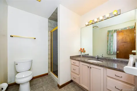 32 Sherwood Heights Wappingers Falls NY 12590
