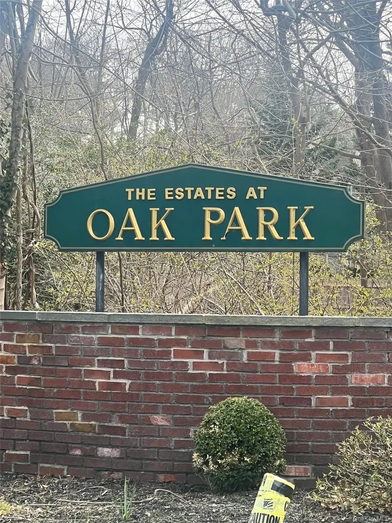 Springview Court East Patchogue NY 11772