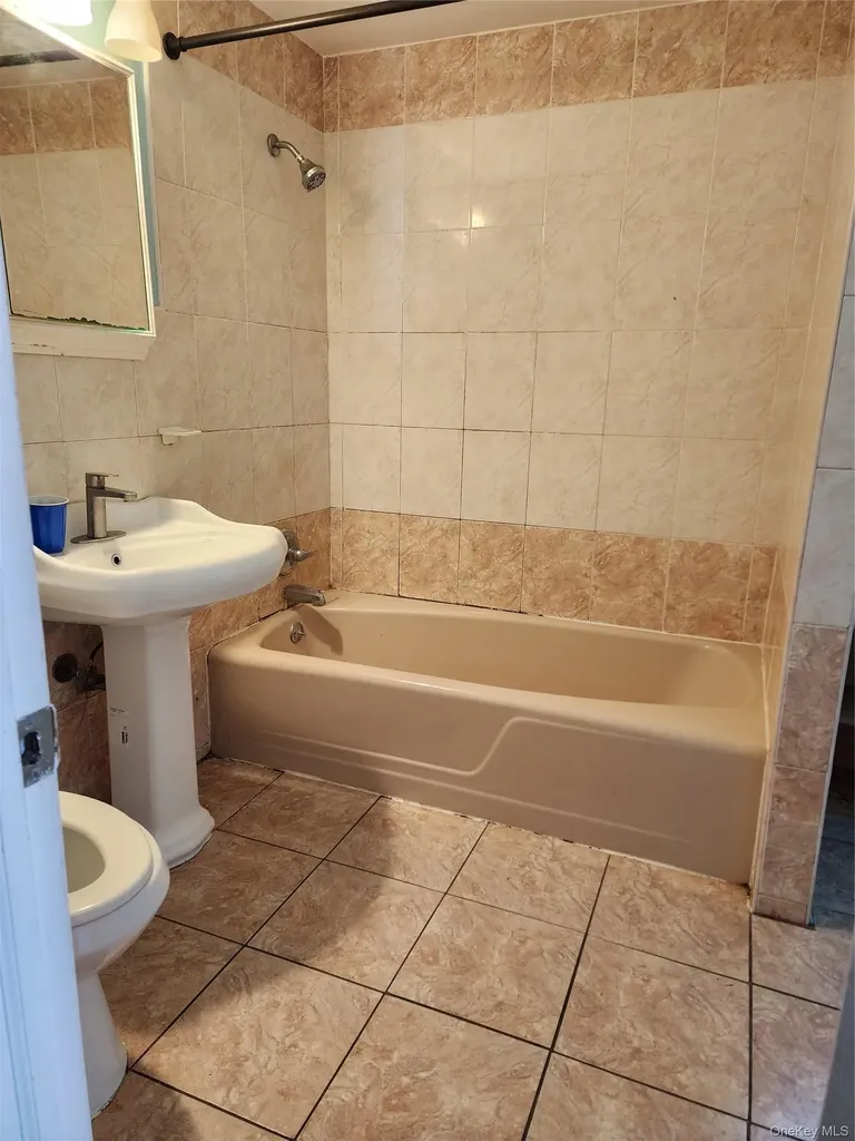 441 Morris Drive Valley Stream NY 11580