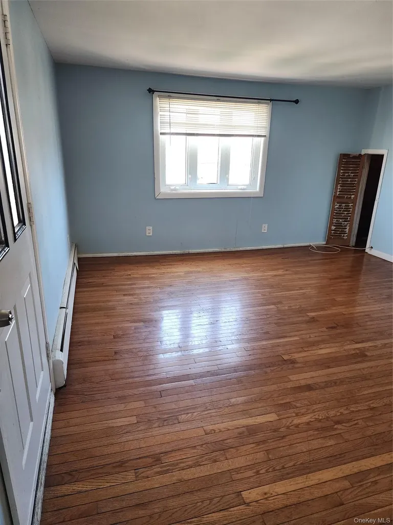 441 Morris Drive Valley Stream NY 11580
